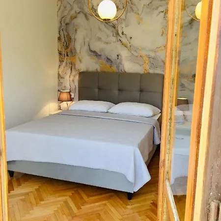 Apartment Tatijana Holiday *
