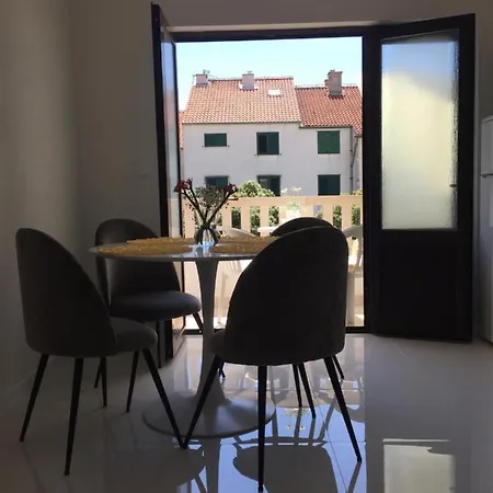 Tatijana Holiday Makarska