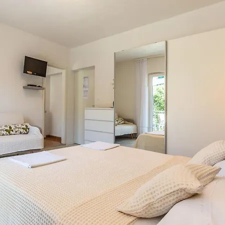 Tatijana Holiday Apartment