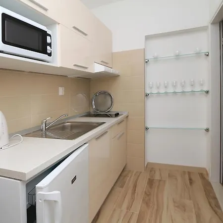 Apartment Tatijana Holiday *