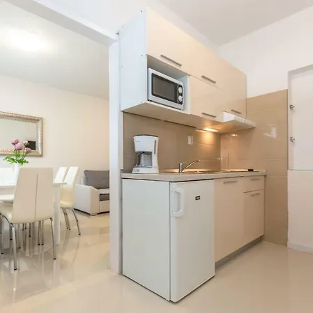 Apartment Tatijana Holiday