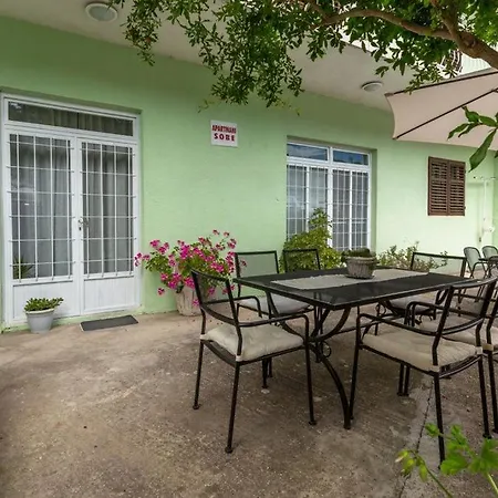 Tatijana Holiday Apartment